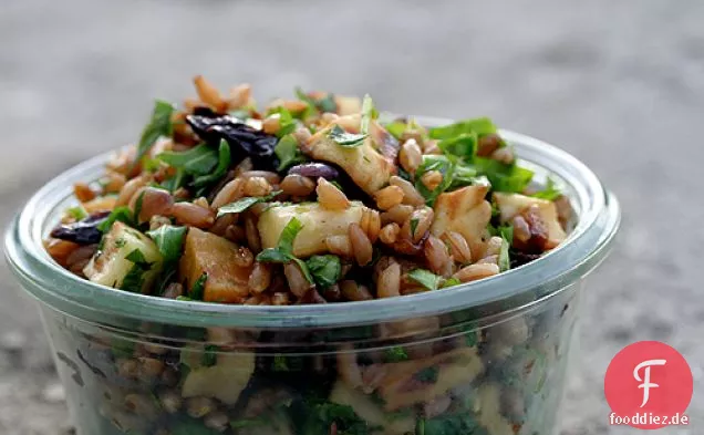 Geröstetes Wurzelgemüse und Weizenbeersalat