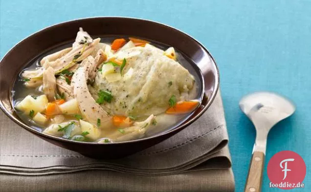Hühnchen-Knödel-Suppe