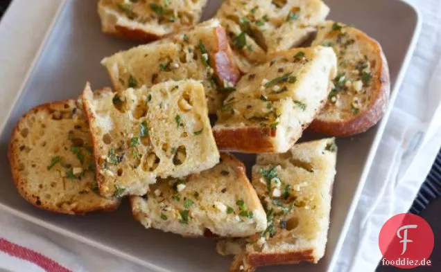 Doppel-Knoblauch-Kraut-Knoblauch-Brot