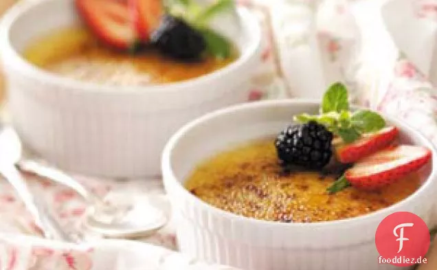 Weiße Schokoladencreme Brulee