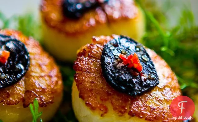 Schwarzer Knoblauch mit Jakobsmuscheln Rezept