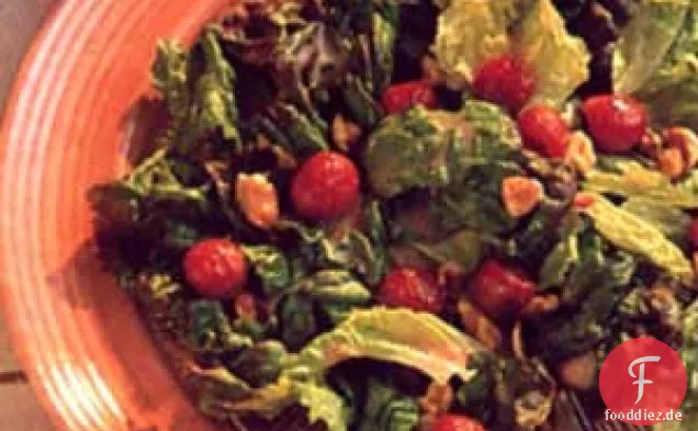 Salat mit Himbeerdressing