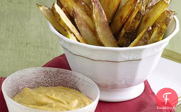 Ofen-Pommes mit Knoblauch-Aioli