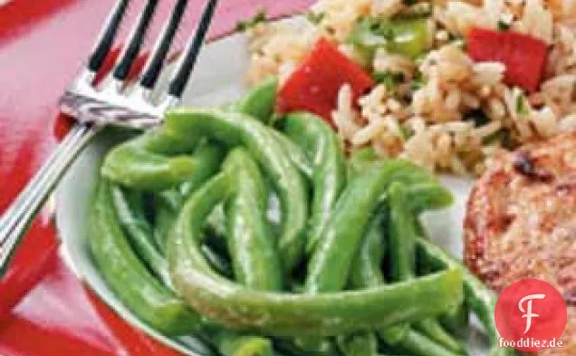 Würzig-gebutterte grüne Bohnen
