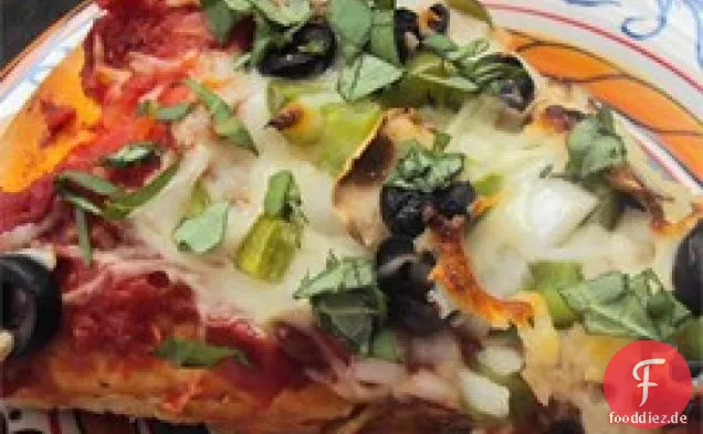 Hausgemachte vegetarische Pizza