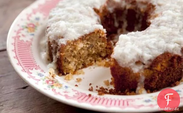 Oma Yearwoods Kokoskuchen mit Kokos-Zitronen-Glasur