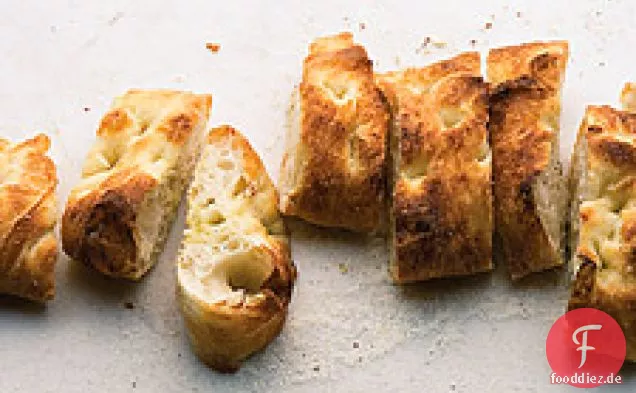 Knoblauch-Rosmarin-Pizza Bianca