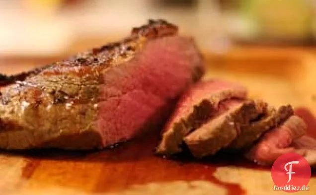 Marinierte Tri-tip Braten Mit Pilzen Und Knoblauch