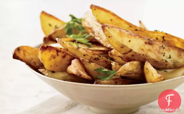 Ofen Frites mit geröstetem Knoblauch