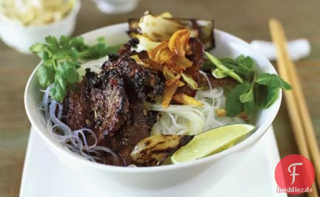 Gegrilltes Rindfleisch mit Zitronengras und Knoblauch (Bo Nuong Xa Toi)