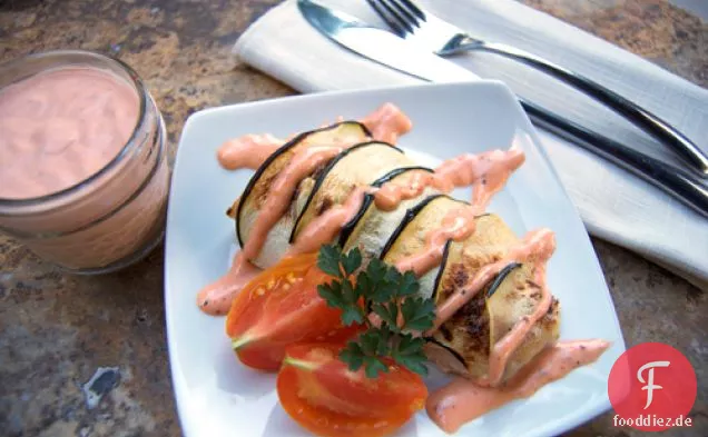 Zucchini eingewickelt Mahi Mahi W/ Tomaten Aioli