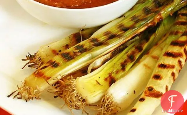 Gegrillter Lauch Mit Romesco - (calçotada)