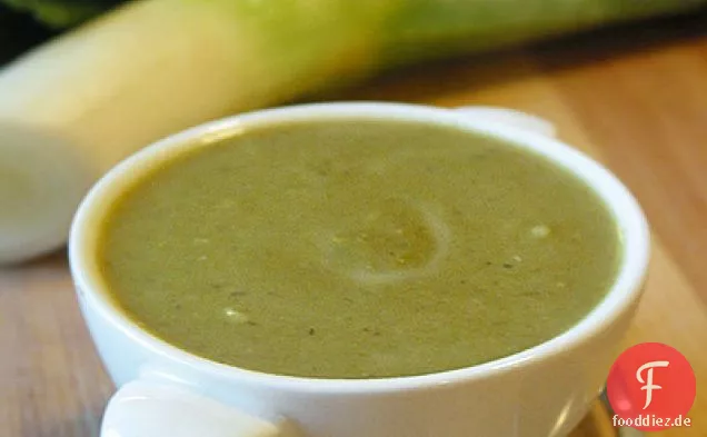 Frühlings-Lauch-Zitronensuppe