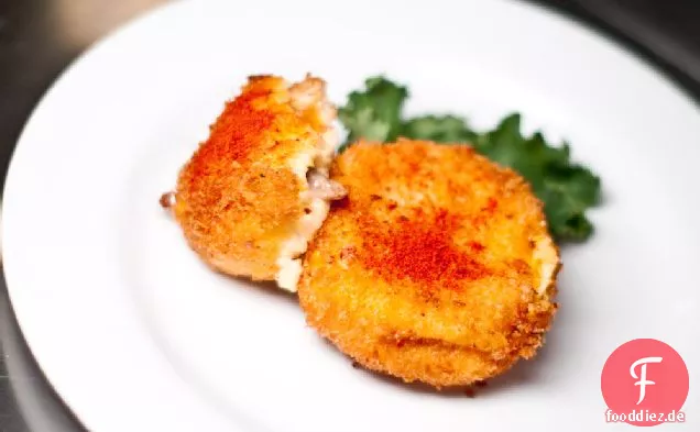 Polenta Krokette gefüllt mit Lauch und Schinken Hock