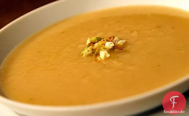 Lauch-, Apfel- und Thymiansuppe