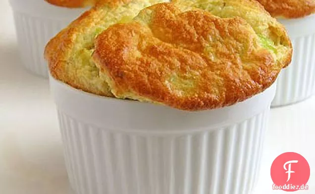 Grünes Knoblauch-Lauch-Ziegenkäse-Soufflé