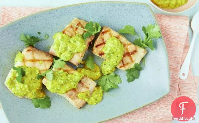 Gegrilltes Mahi Mahi mit gelbem Pfeffer-Cilantro Pesto
