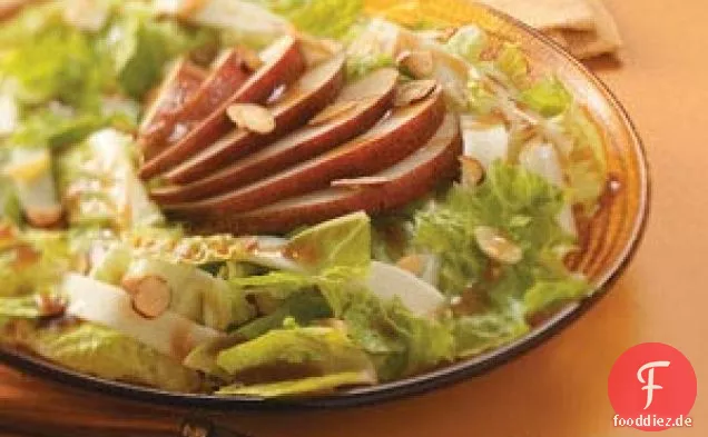 Birnensalat mit Sesamvinaigrette