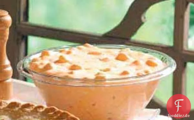 Cremiger und fruchtiger Gelatinesalat