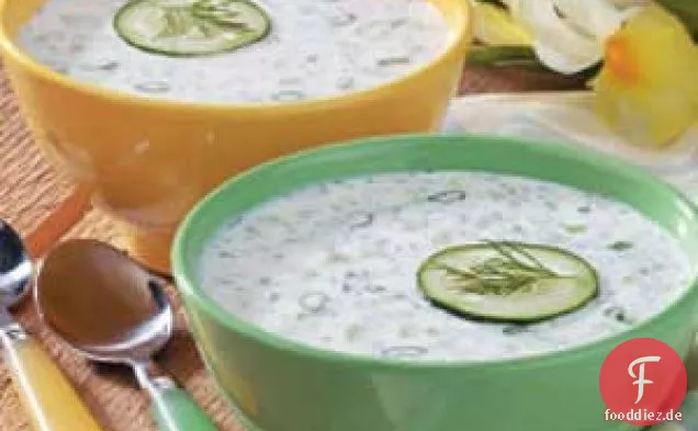 gekühlte Gurkensuppe