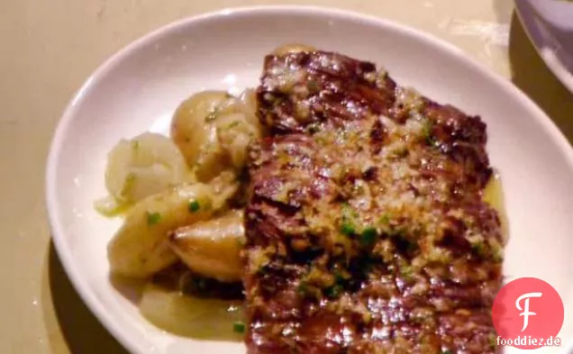 Gegrillter Rock mit Kräutersemmelbröseln und Bagna-Cauda-Sauce