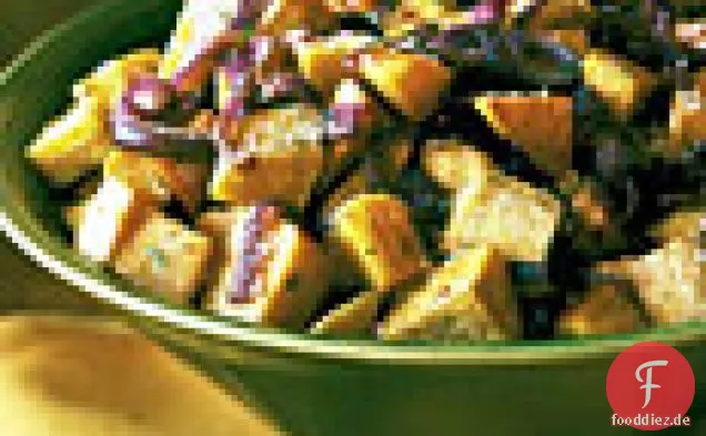 Geröstete Süßkartoffeln Und Zwiebeln Mit Rosmarin Und Parmesan