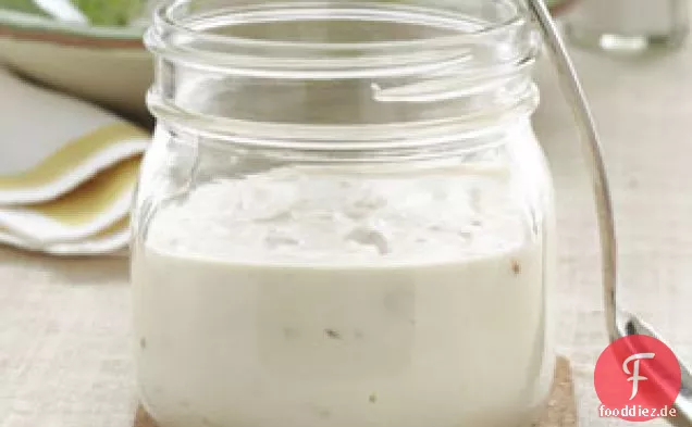 Würziges Blauschimmelkäse-Dressing