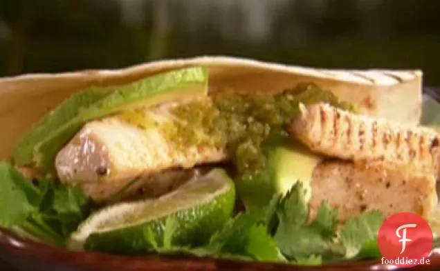 Fisch Fajitas mit würzigen Salsa Verde