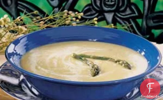 Spargel-Brie-Suppe