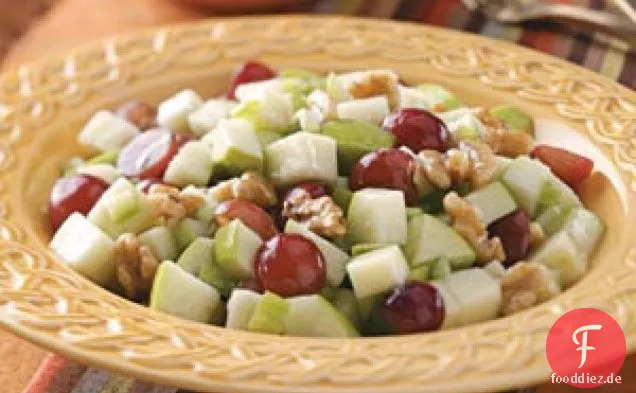Apfel-Trauben-Salat