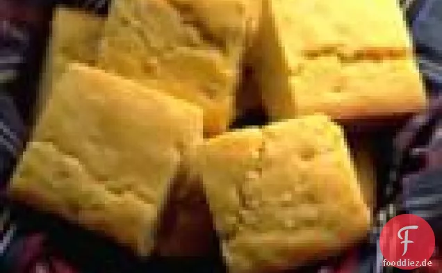 Chipotle Maisbrot mit Cheddar-Käse und Frühlingszwiebeln