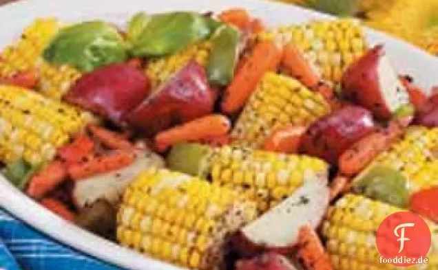 Gegrilltes Zwiebel-Basilikum-Gemüse