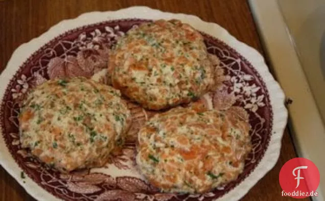 Asiatische Lachsburger mit gegrillten Jakobsmuscheln