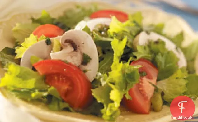 Grüner Salat mit Kräutervinaigrette