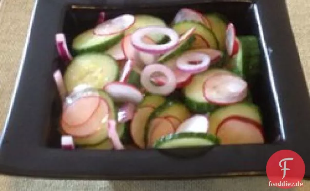 Einfacher Gurken-Rettich-Salat