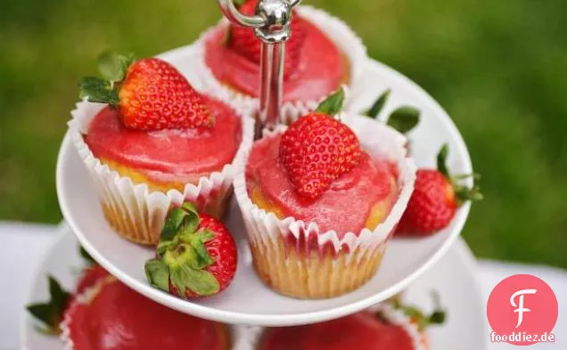 Lizzies Erdbeer-Cupcakes