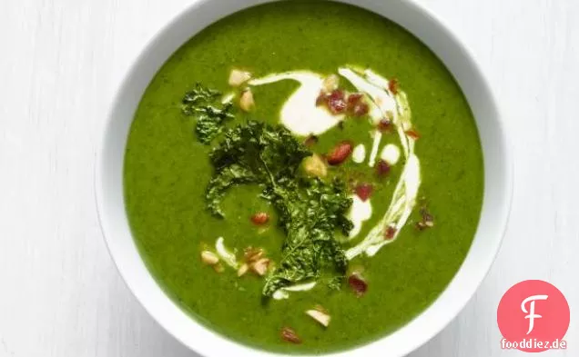 Grünkohl-Kartoffelsuppe mit Speck