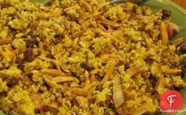 Curry-Zitrus-Quinoa mit Rosinen und gerösteten Mandeln
