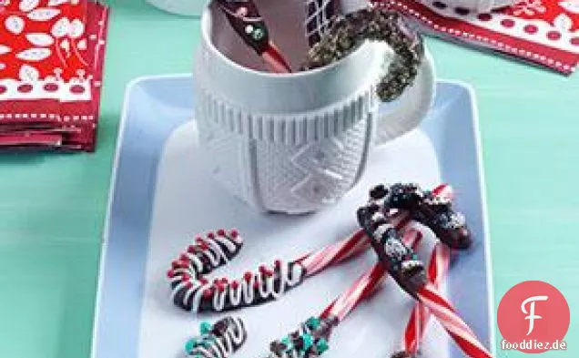 In Schokolade getauchte Zuckerstangen