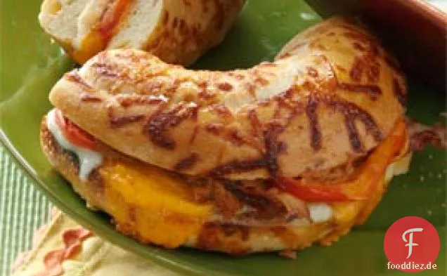 Hähnchen-Bagel-Melts