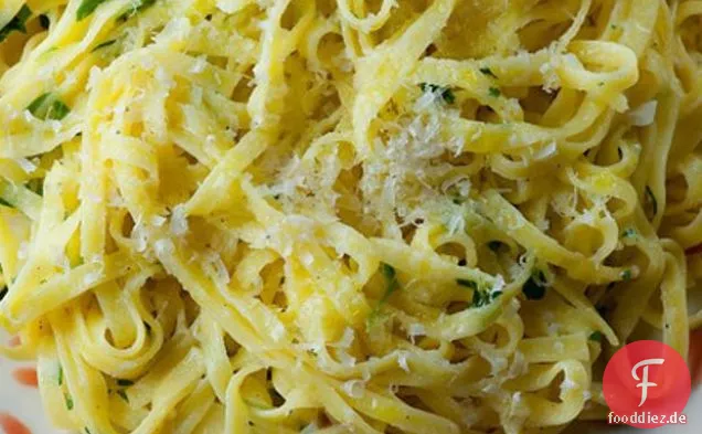 Spaghetti Mit Zitrone Und Olivenöl