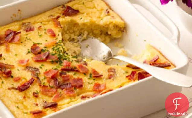 Blätterteig mit Maisgrütze und Ahornsirup und Speck