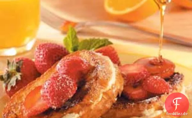 French Toast mit Erdbeer-Käsekuchen