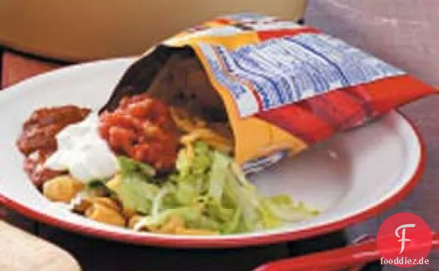 Taco-Salat am Lagerfeuer