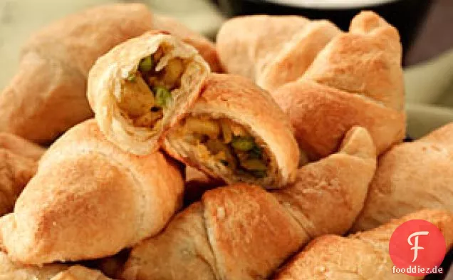 Halbmondförmige Samosas