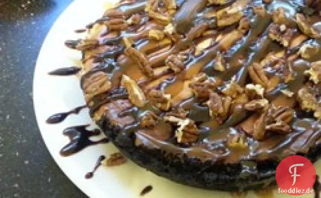 Schokoladen-Turtle-Käsekuchen