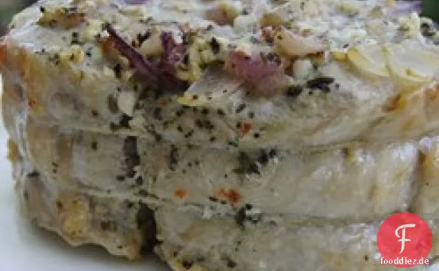 In Wein und Dijon mariniertes Schweinefilet