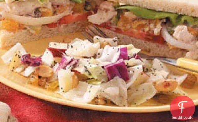 Fruchtiger Mohn-Krautsalat