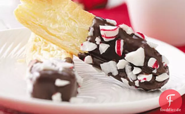 Blätterteigstangen mit Pfefferminze
