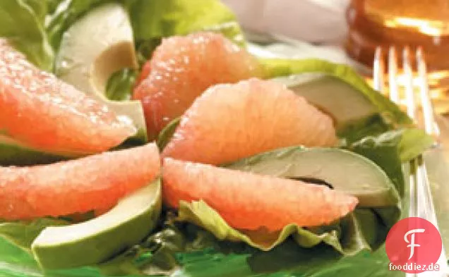 Avocado- und Grapefruitsalat